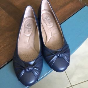 🌺 Life Stride Ballet Flats
